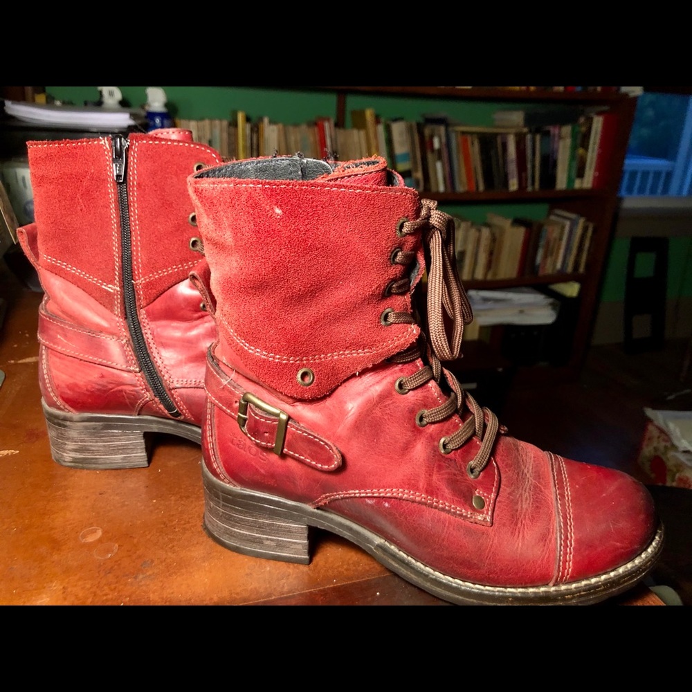 Red Taos boots - Picture 1 of 2